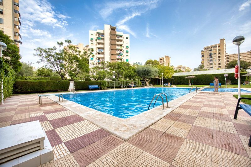 Foto a7148c39-f6d1-4a42-a696-140f31ca2072. Pis amb aparcament piscina a Playa de San Juan Alicante