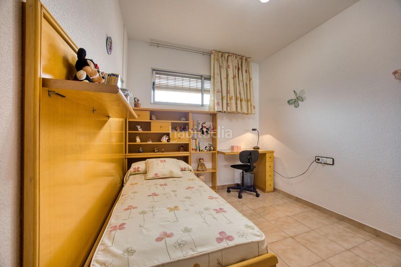 Foto d8d626aa-70fc-4485-a5b7-5cd78a53d64d. Pis amb aparcament piscina a Playa de San Juan Alicante