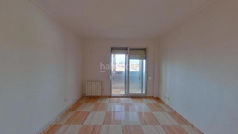 Foto daea70a3-73af-4ddc-a4a5-df6680de244f. Piso en Centro Fuenlabrada