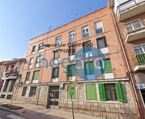 Etagenwohnung  De la libertad