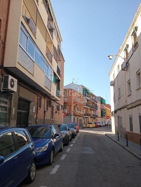 Foto 936f9038-4e9f-41da-bbdd-1b9b78594356. Erdgeschoss in Villaverde Alto Madrid