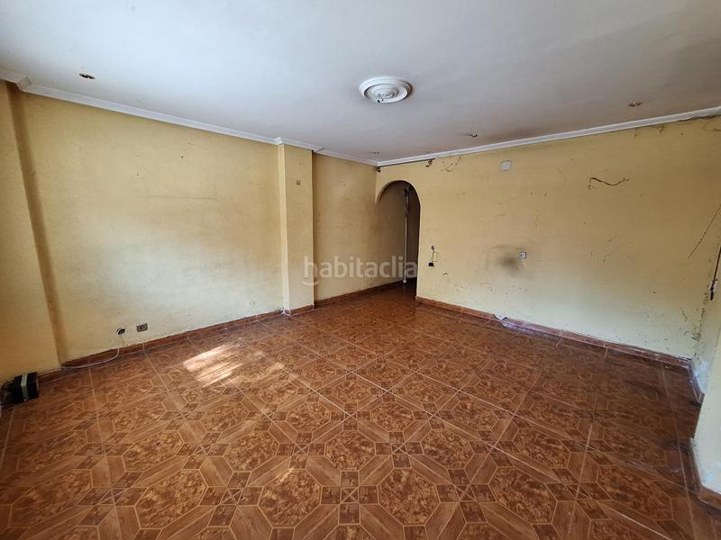 Foto e171678c-7991-4cf2-bf0a-07a821c59891. Planta baixa a Zarzaquemada Leganés