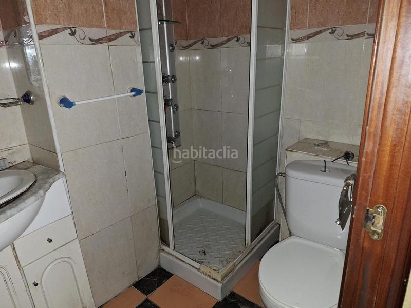 Foto e2f291dc-c8d8-4397-b495-6b4f323f40ad. Planta baixa a Zarzaquemada Leganés