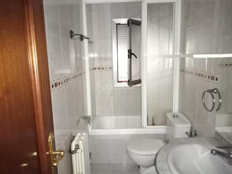 Foto 1ac5cc9e-befc-41f8-9a09-9ff897b9c922. Piso en Palomeras Sureste Madrid