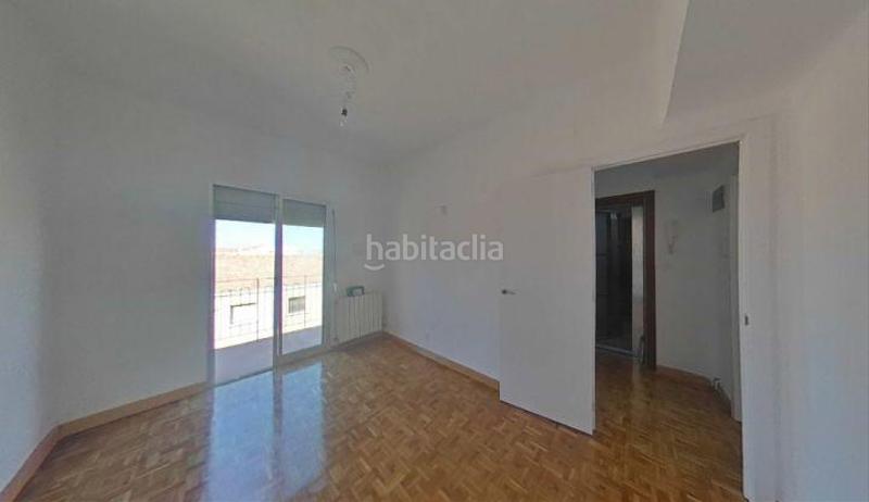 Foto 488b14e5-ab90-4a31-bdd2-cbdea9a31ee7. Piso en Vista Alegre Madrid