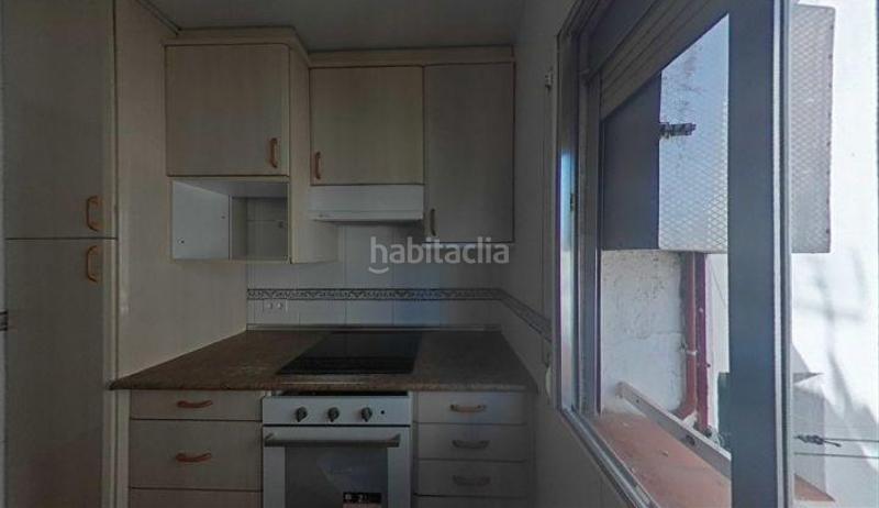 Foto 825ca8e6-910f-4349-a265-1bbff8b65673. Piso en Vista Alegre Madrid