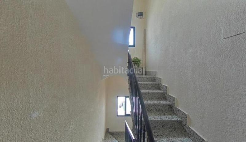 Foto c0a4e07e-6beb-4ad4-8abe-e70c9a611af8. Piso en Vista Alegre Madrid