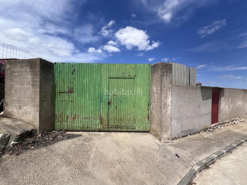 Foto b78be4b2-9a12-476c-ae86-097dd85ed421. Terreno residencial en Fuentenovilla