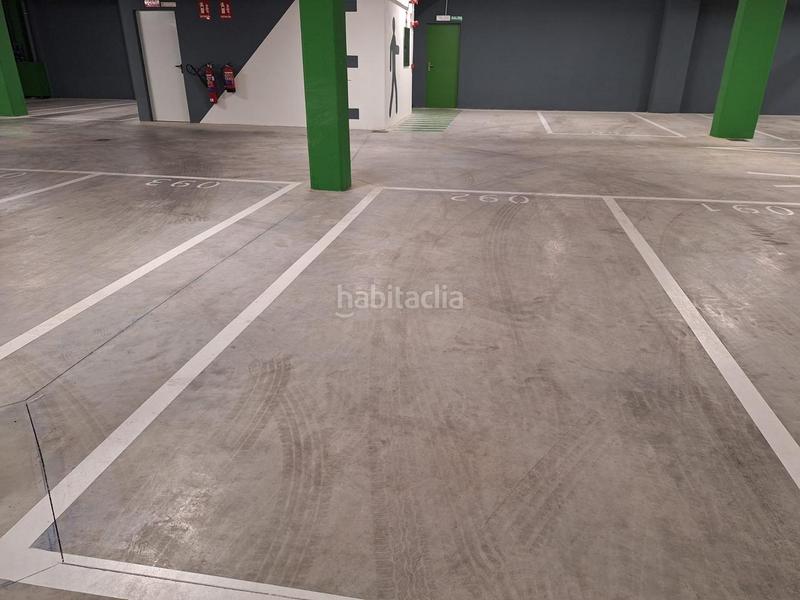 Foto 464c1a2e-a106-4769-8b2e-63d2157fab48. Alquiler parking coche en Arroyo del Fresno Madrid
