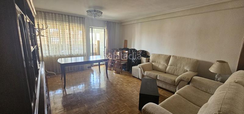 Foto 27a5f710-85e7-4e3e-a32d-c780d67ca389. Alquiler piso magnífico piso con piscina comunitaria en Madrid