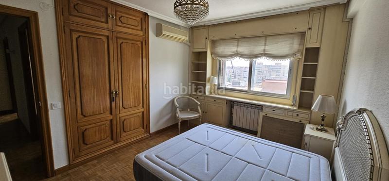 Foto c3441ae6-3755-499a-bf03-aa017c14331a. Alquiler piso magnífico piso con piscina comunitaria en Madrid