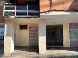 Local Comercial en Juan De La Cierva