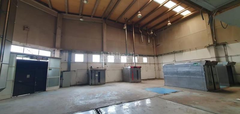 Foto a581e606-e96c-464c-a3ab-31fa5f3acf6b. Nave industrial en Torrelaguna