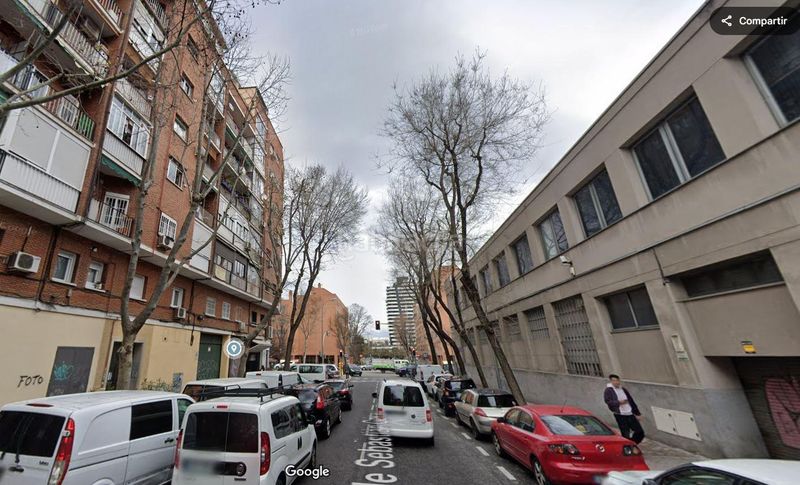 Foto a986cd36-0246-49ef-b6c5-7af937020cb1. Pis a Almendrales Madrid