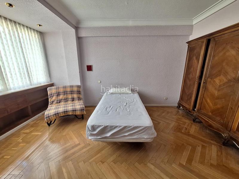 Foto 757b3956-4d54-41c8-bdc7-cc0c2645c0a3. Flat with heating in Gaztambide Madrid