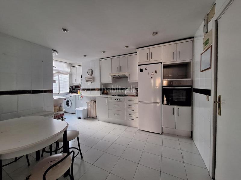 Foto 84f4fa8c-bb5f-4080-8d87-e193ba2f0fa3. Flat with heating in Gaztambide Madrid