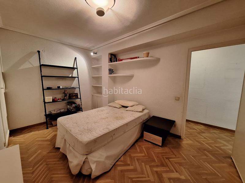 Foto a4e7acf3-4f1a-430e-a9dd-92c51bb23588. Flat with heating in Gaztambide Madrid