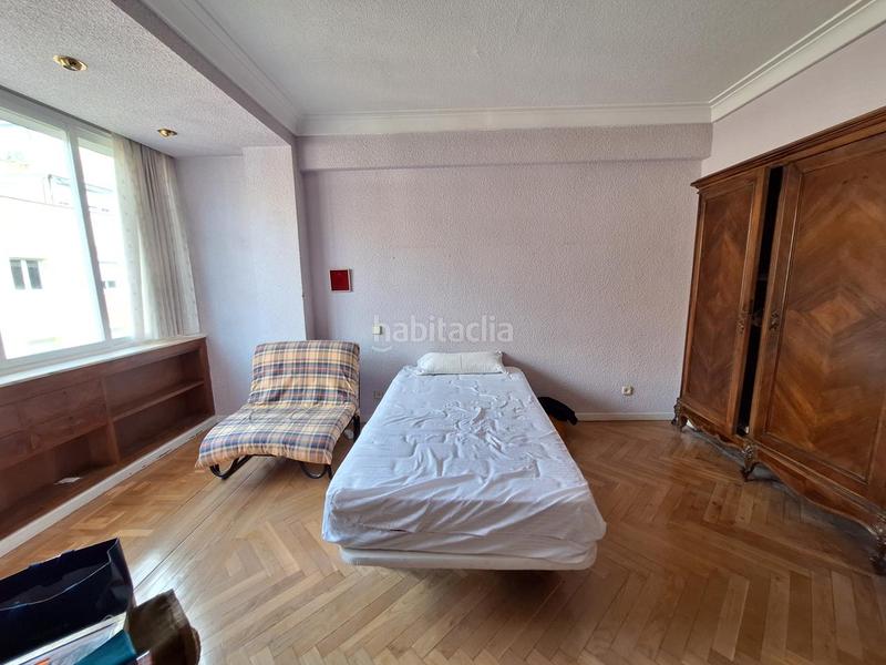 Foto c39c2548-fbbe-48de-be3a-9ce4cedf389c. Flat with heating in Gaztambide Madrid