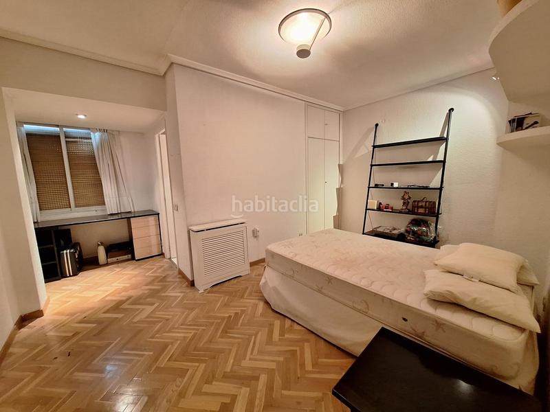 Foto c4a1fbf9-3c27-4c2f-83e6-0dbe804db138. Flat with heating in Gaztambide Madrid