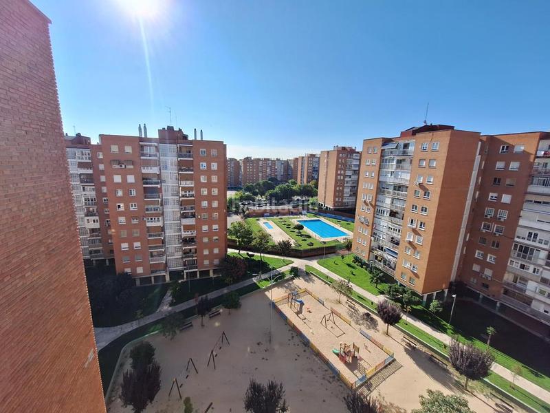Foto 06dba25e-fcc4-4c0f-b10f-5c5d9bfb7be9. Pis amb piscina a Parque Mayor Alcorcón