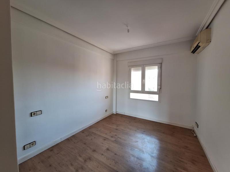 Foto 07f39202-7660-4e1e-83bf-fa9a7689ed3e. Pis amb piscina a Parque Mayor Alcorcón