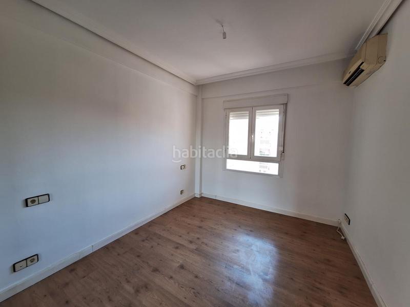 Foto 7a1b77fe-4b96-459d-97a3-9286e5b9be42. Pis amb piscina a Parque Mayor Alcorcón