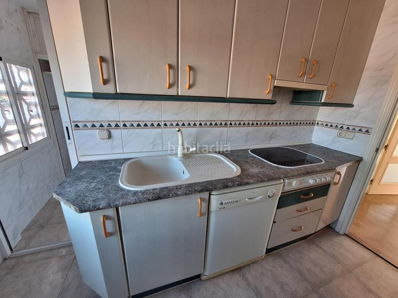 Foto f6ce9f2c-b8f2-47c3-ba5c-eec575aa9255. Pis amb piscina a Parque Mayor Alcorcón