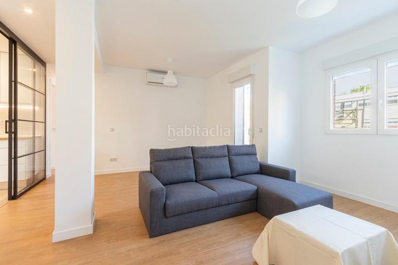 Foto 129339a0-7c39-466c-afd6-e635bab72c5c. Planta baja piso bajo totalmente reformado y amueblado en Leganés