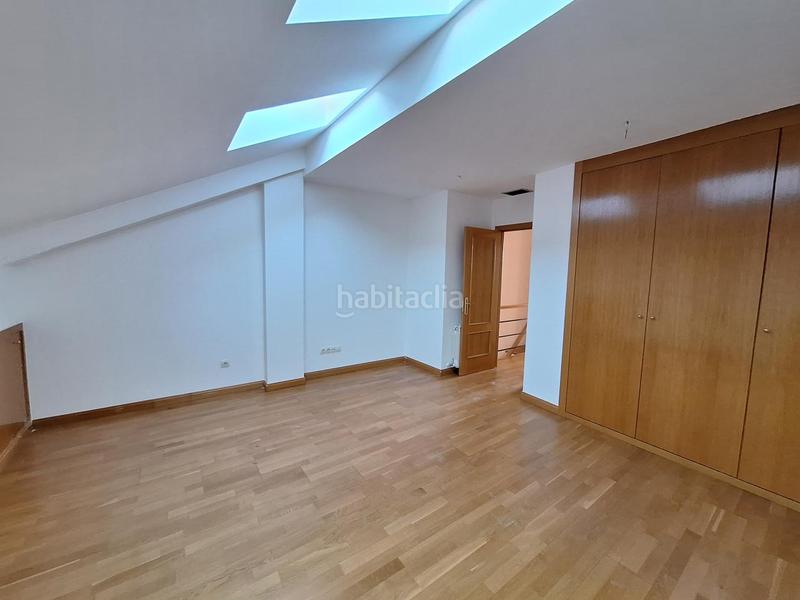 Foto e86bbac8-0f72-45f2-b697-36e948f95851. Duplex dans Griñón