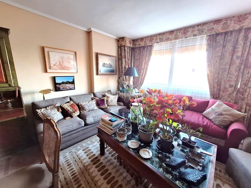 Foto f48f08ab-8827-4aa8-95c8-65158c735687. Pis amb aparcament piscina a Palomas Madrid