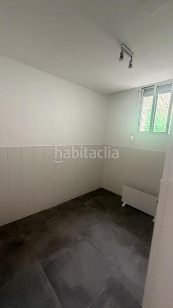 Foto 12926fc7-842f-407e-9635-9adde17bcf93. Planta baixa a Numancia Madrid