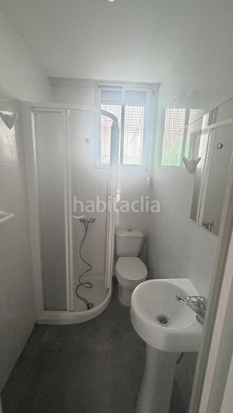 Foto 2890356f-f6f9-4269-bb2f-7915a8f4f8e7. Planta baixa a Numancia Madrid