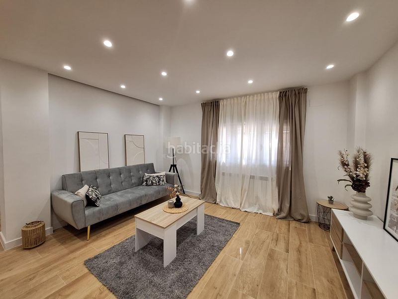 Foto 8d5282cd-6861-42d3-99c7-8ee37a60a407. Planta baixa amb calefacció a Zarzaquemada Leganés