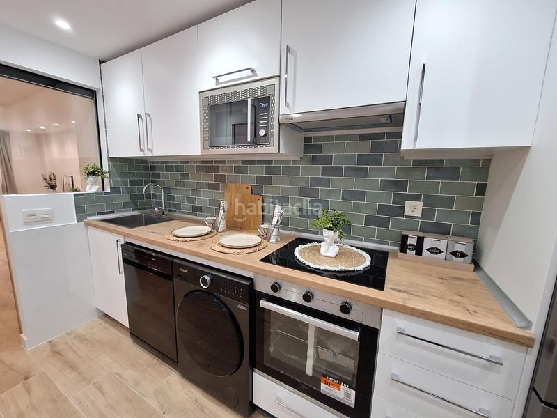 Foto a664509c-62da-4167-b4db-9c4355d9dd88. Planta baixa amb calefacció a Zarzaquemada Leganés