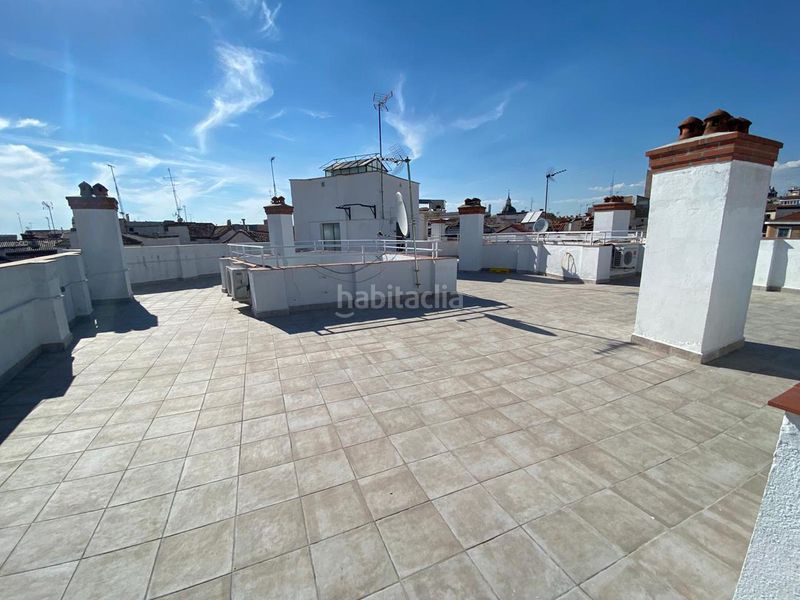 Foto f8754193-cb1d-4cf5-847c-393c643f38c5. Pis a Embajadores-Lavapiés Madrid