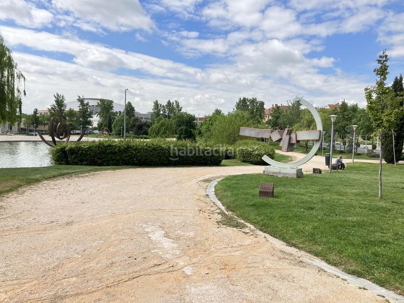 Foto bba74449-7ae0-499d-83a6-c5fc481730b5. Pis a Centro Navalcarnero