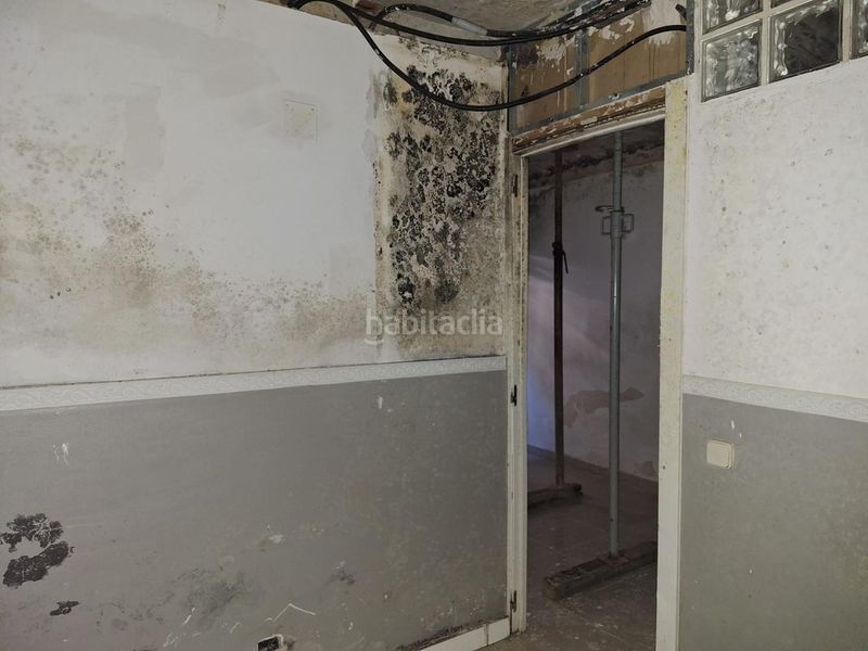 Foto 482f1829-ade1-4022-936e-2764f5753755. Planta baixa a Numancia Madrid