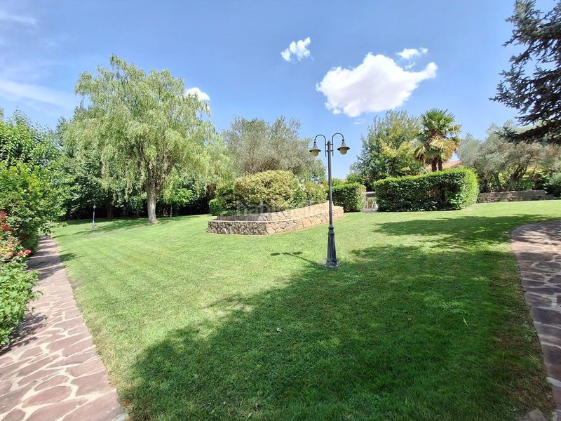 Foto 07d6cfdd-28f9-4efb-bca9-e2423b180ad7. Towny house with heating pool in Quijorna
