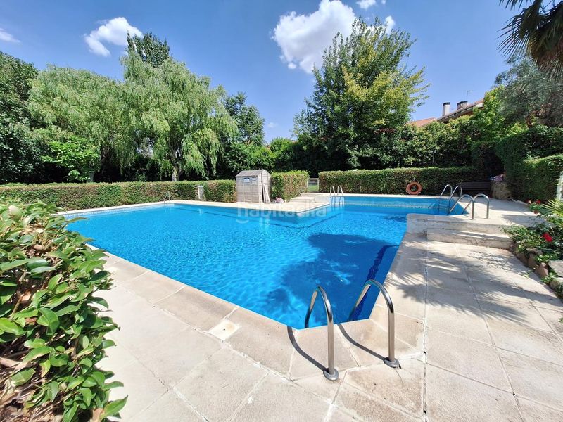 Foto 229fac6b-6fc8-4f40-b14a-821b0d979aed. Towny house with heating pool in Quijorna