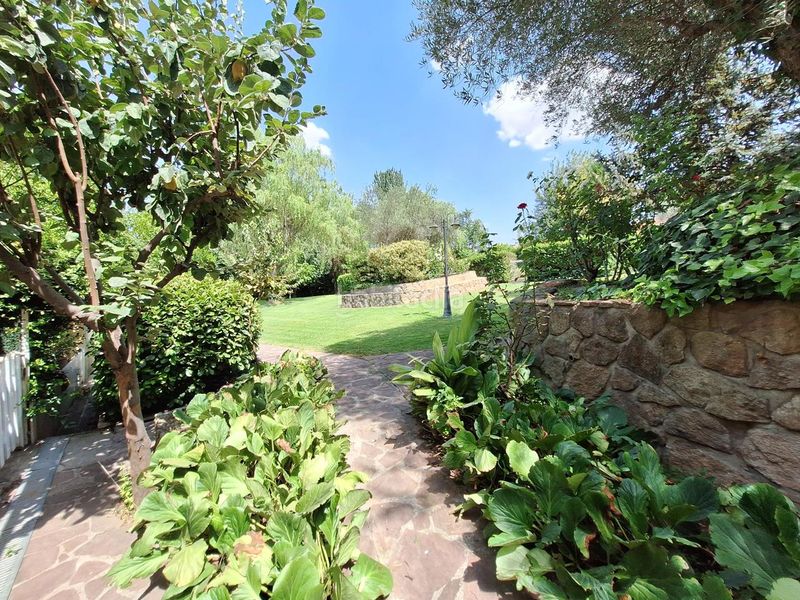 Foto a68e3e15-ae0d-458b-aa75-41c7c20d315b. Towny house with heating pool in Quijorna