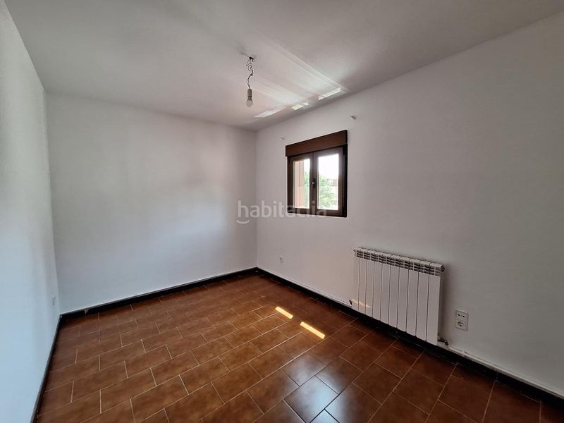 Foto c9c7d836-8ab8-42f3-b454-3bbdd9c26271. Towny house with heating pool in Quijorna