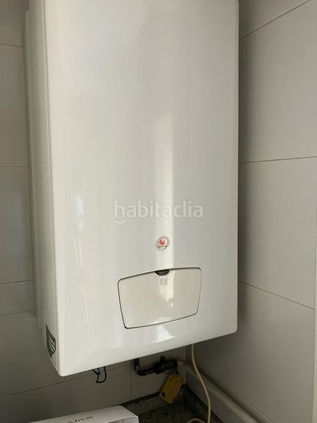 Foto bb3de5f9-2a3b-4ab0-bae0-b8f9e8d4e340. Pis amb calefacció aparcament a Berruguete Madrid