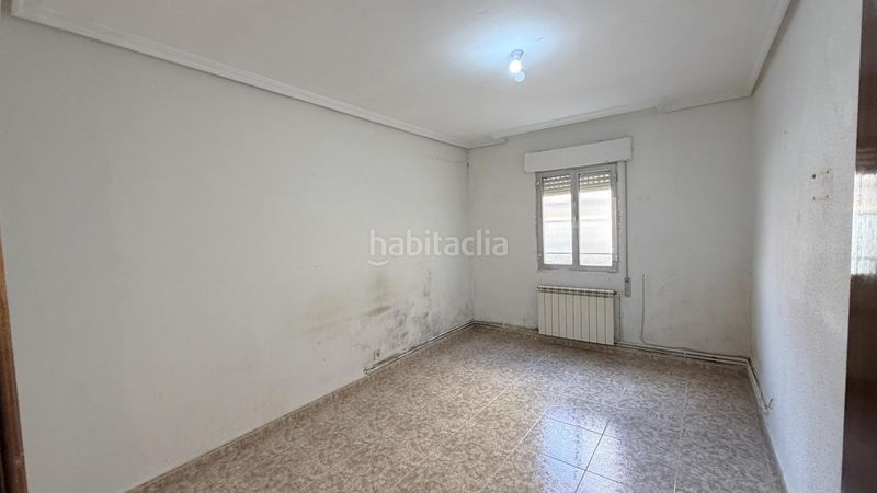Foto 7d7e933c-54de-4795-8407-237fbeaa24a4. Pis a Abrantes Madrid