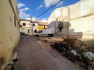 Terreny residencial a Ceutí. Oportunidad  solar en esquina