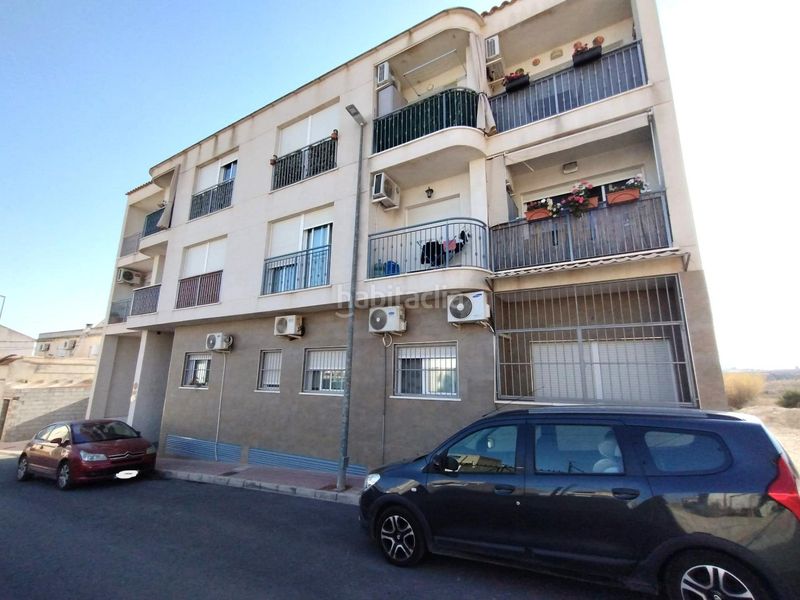 Foto d12d4649-391e-4b14-a115-3f75427850df. Aparcament cotxe a Ceutí