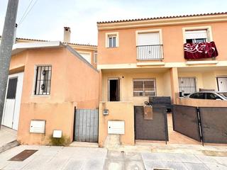 Casa pareada en Roldán. Se vende dúplex en lo ferro
