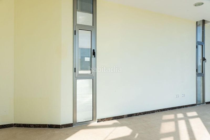 Foto 95fc55cd-8957-4128-9852-874153d5c082. Oficina a Ceutí