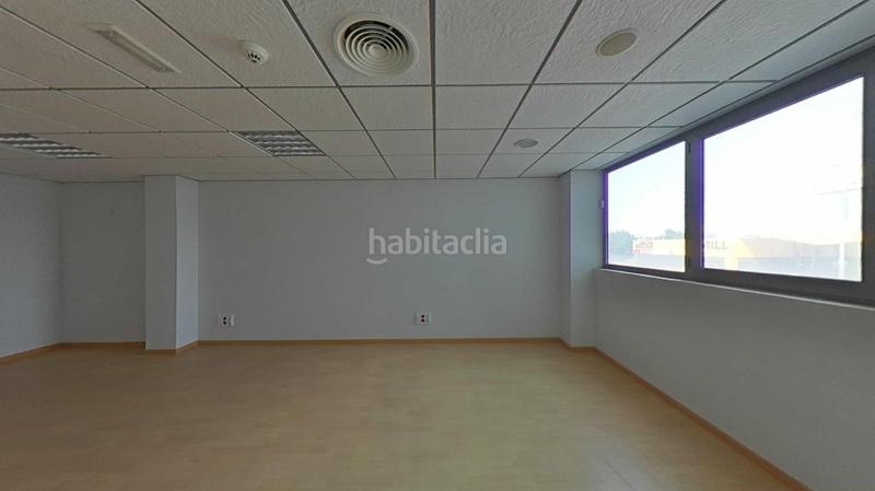 Foto ac5964e0-f80a-4d4e-be15-f93b04729810. Büro in Ceutí