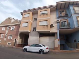 Local Comercial en Ceutí. Local cerca del colegio ceip juan ayala hurtado