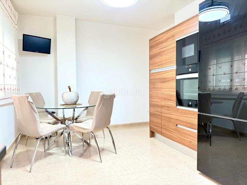 Foto ec4c520a-318b-4364-af23-77fb1335b53d. Casa amb aparcament a Archena